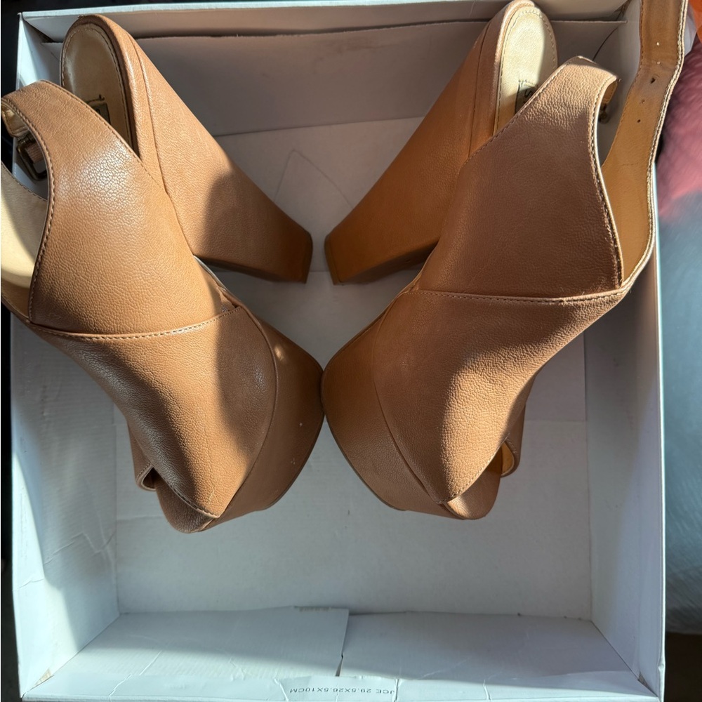 Steve Madden Tan Wedge Shoes Architectural Design